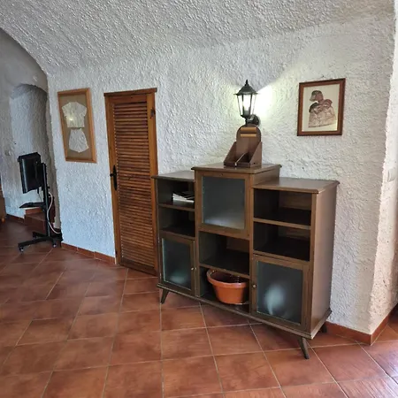 Cuevas La Cocinillas Graena
