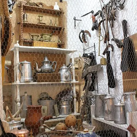Cuevas La Cocinillas Graena